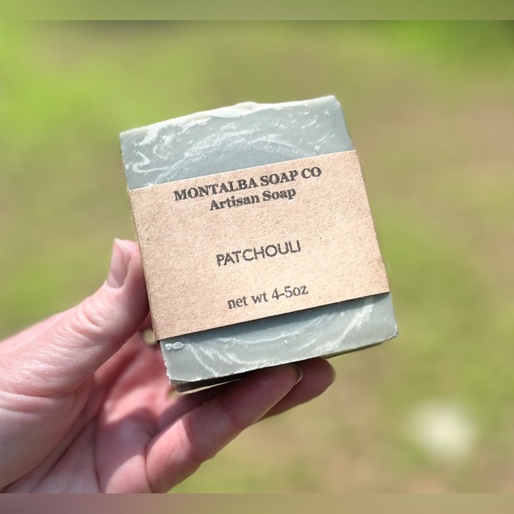 Hand crafted Artisan Soap, PATCHOULI ESSENTIAL OIL - Picture 2 of 3